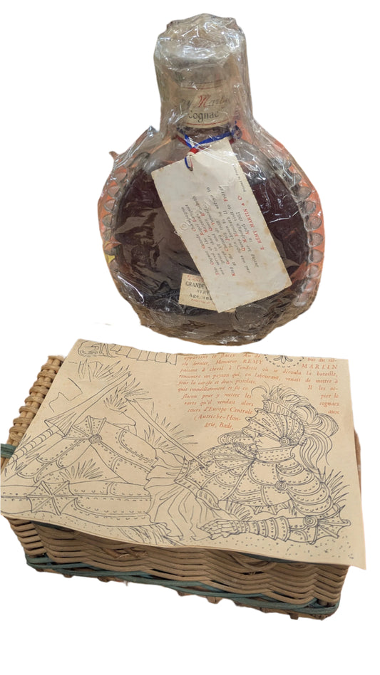 Louis XIII de Remy Martin Grande Champagne Cognac Baccarat Crystal (very Old) In box. Louis 13 (Bernard Dayde 1957 On paper/art work) (750ml)