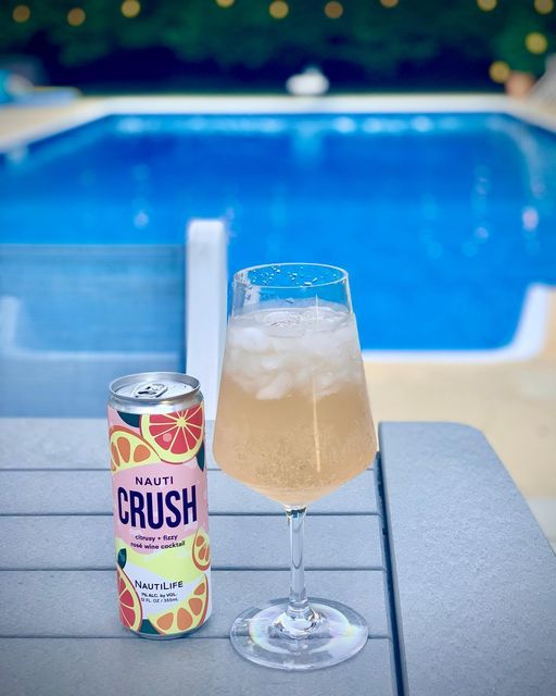 Nauti Crush Rose (12oz Can 4 Pk)